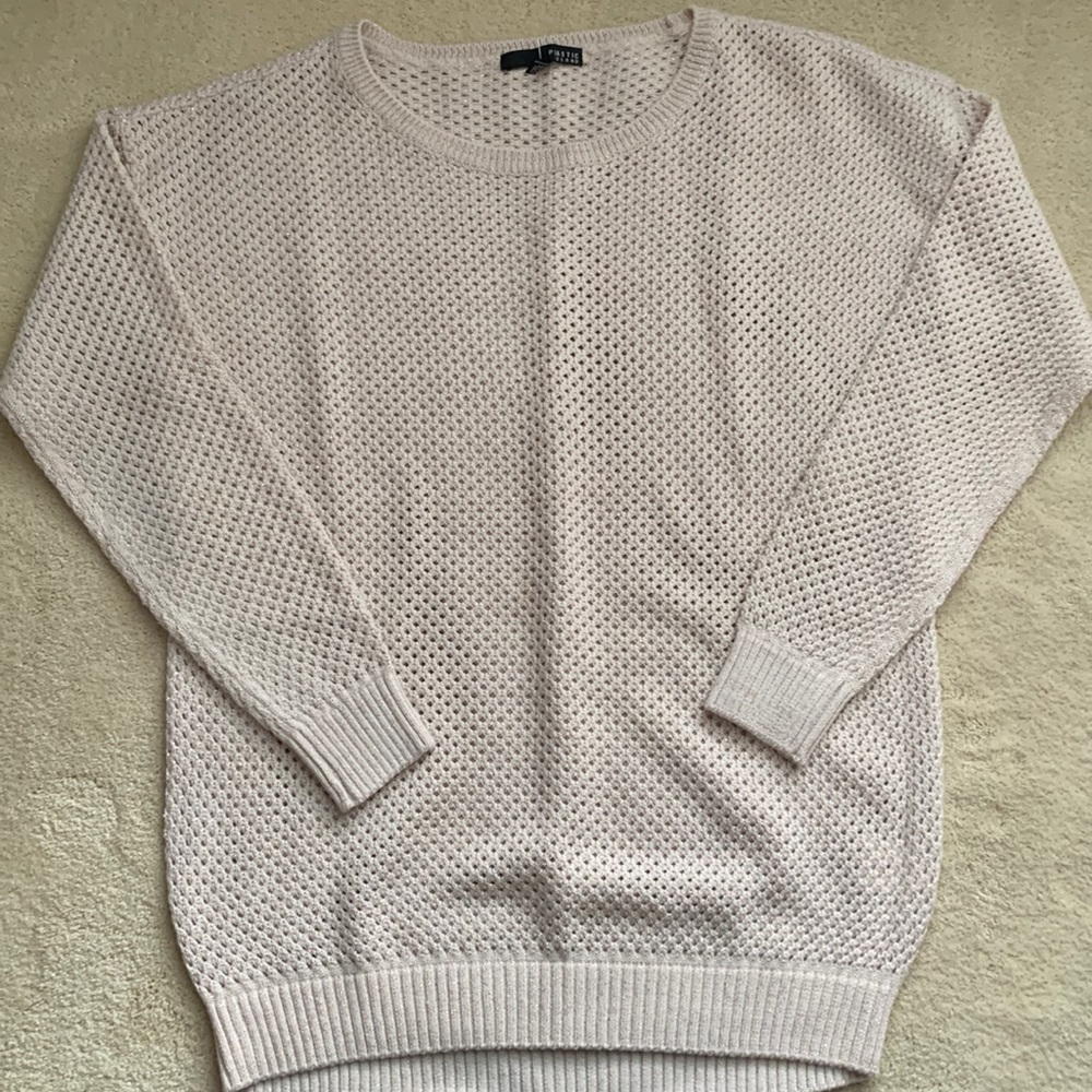 Plastic island sweater